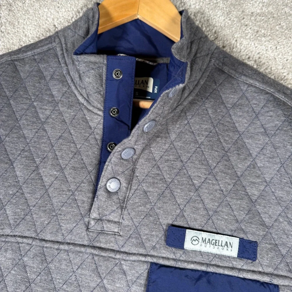 NWT Magellan Outdoors Men's Small Quilted Snap Pullover Gray Blue Classic Fit